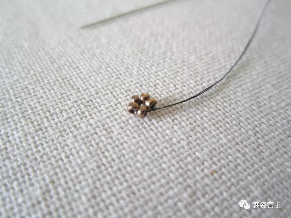 嘉德罗斯耳环怎么做教程,送你一副耳环