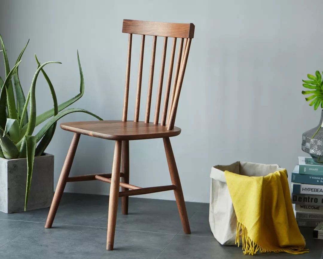 高颜值轻奢餐椅,哈卡达和卡曼餐椅哪个颜值高