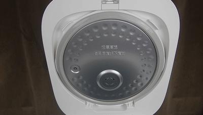 国产电饭煲跟进口电饭煲对比实验,苏泊尔电饭煲哪款煮饭最香最好吃