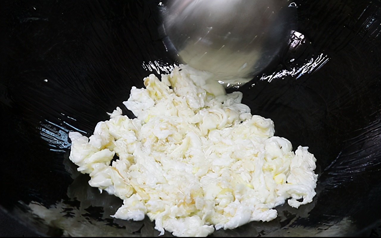 黄金蛋炒饭粒粒分明,最正宗的黄金蛋炒饭