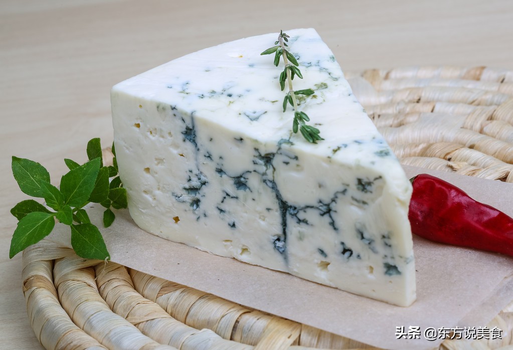 发霉的水果切掉继续吃的安全隐患,不小心吃了变质食物怎么保养