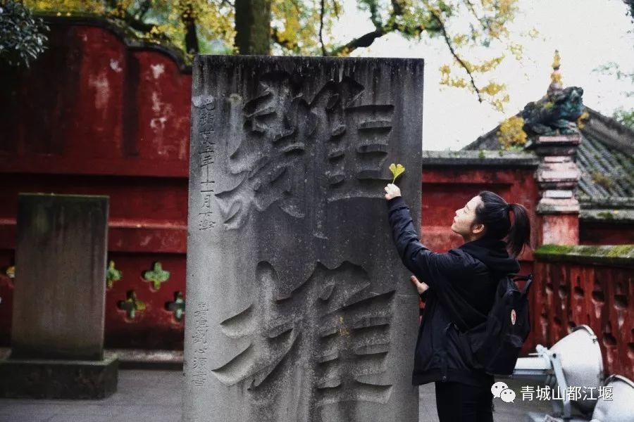 在古村落拍照怎么摆姿势好看,在古堰拍照姿势