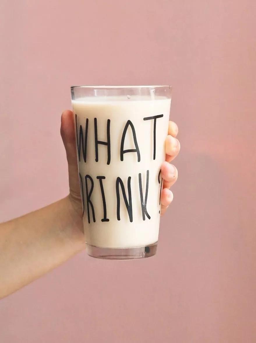 如果你想和朋友的奶茶怎么办,我也想喝奶茶怎么幽默回复