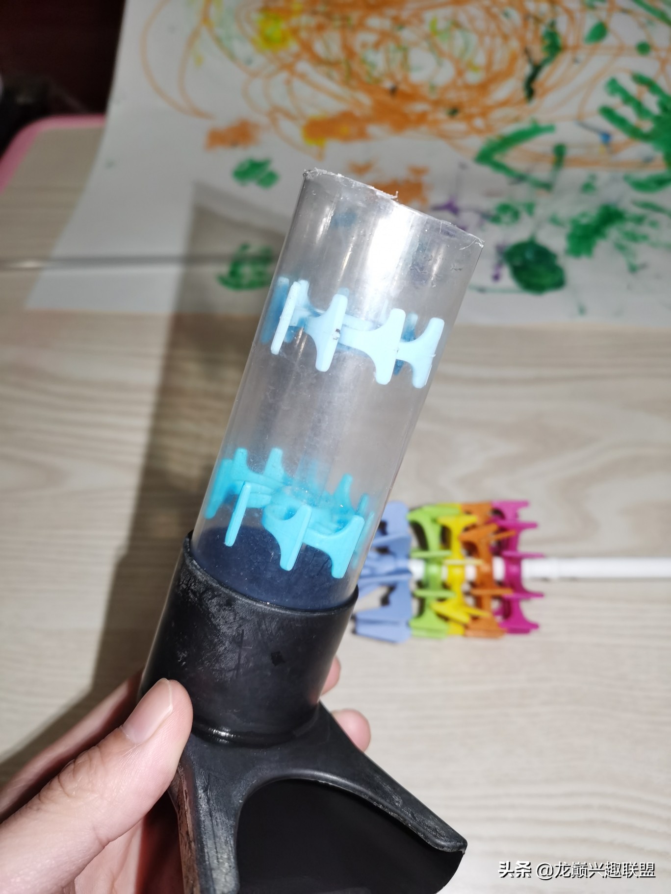 上滤下水声太大怎么办？且看我如何用奶瓶刷子改装鱼缸消音器！