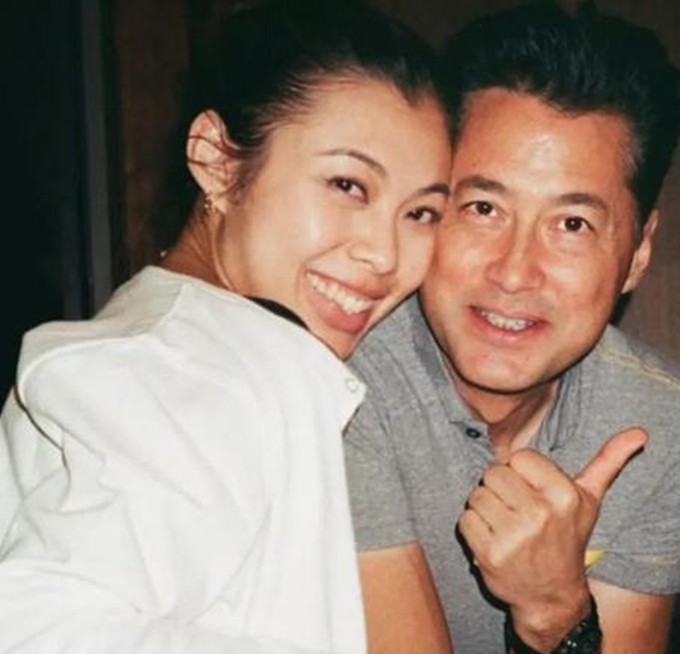 香港名模女儿，公开宣布“同性婚礼”，女友更是大有来头