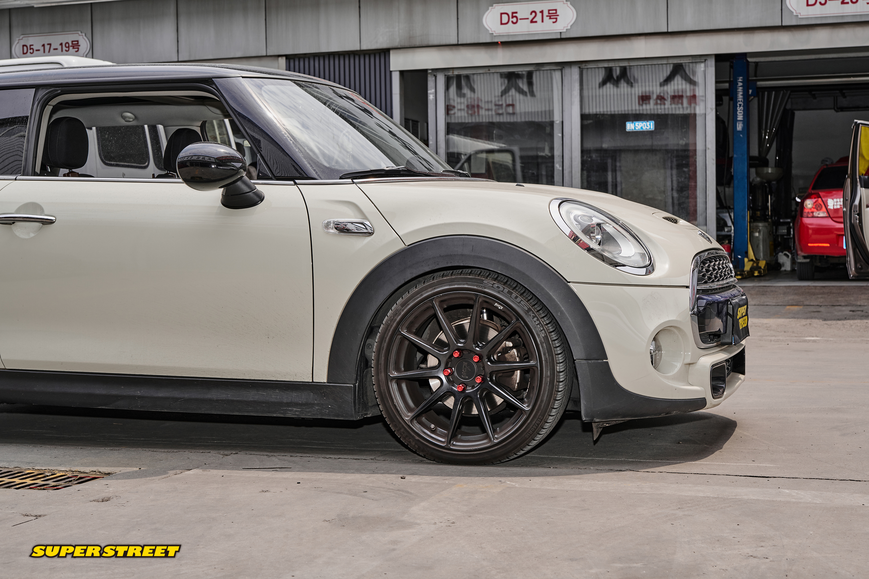 minicooperf56改装避震,享受驾驶乐趣