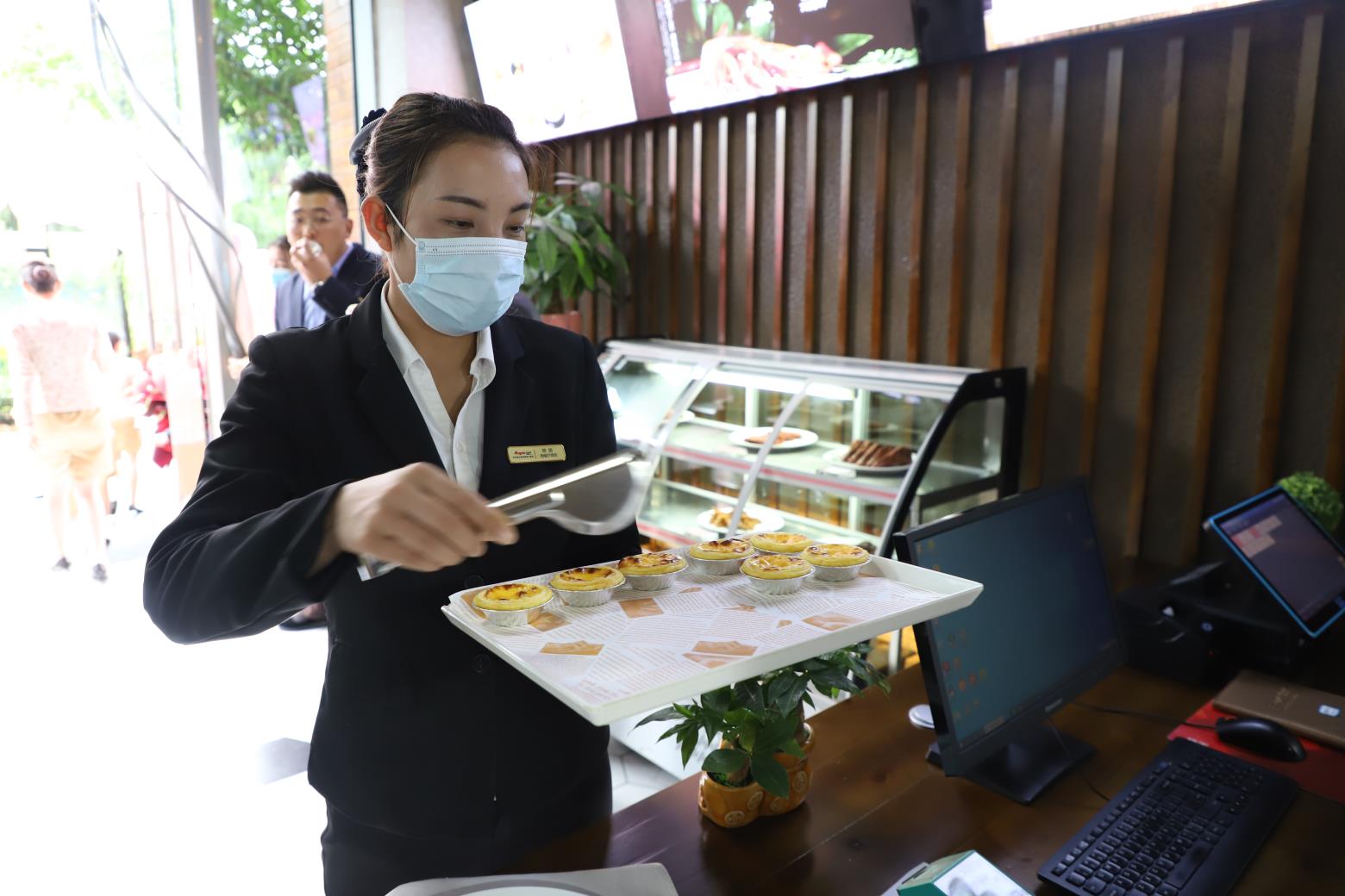 雅阁酒店旋转走廊,雅阁酒店菜单