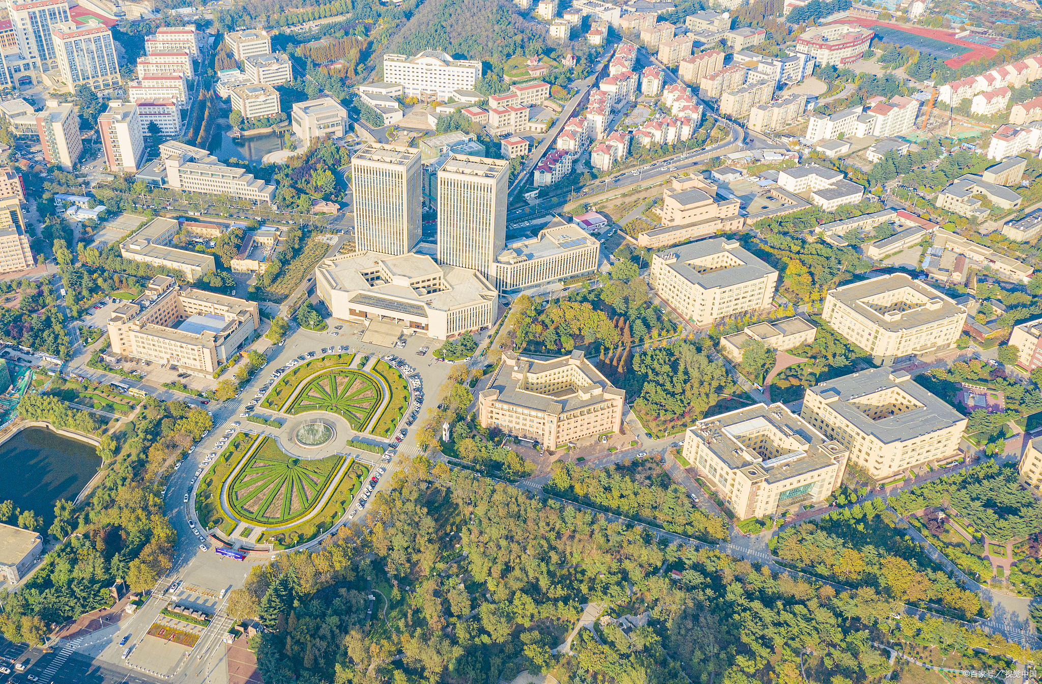 事半功倍还是事倍功半，大学生应该考虑借助APP进行学习