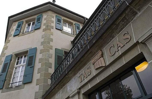 深夜0点，英超重磅消息：世界最贵豪门击败欧足联！孙杨迎来转机