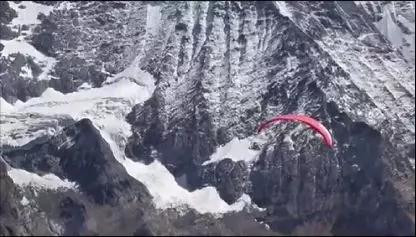 马纳斯鲁纪录片,马纳斯鲁日照金山