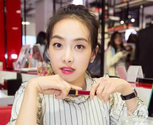 林允化妆后,林允好看的唇妆