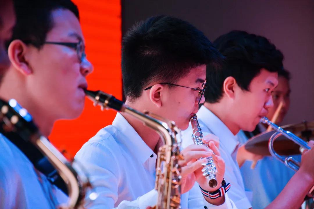 藤校八个offer全拿到,各名校学霸pk争夺offer