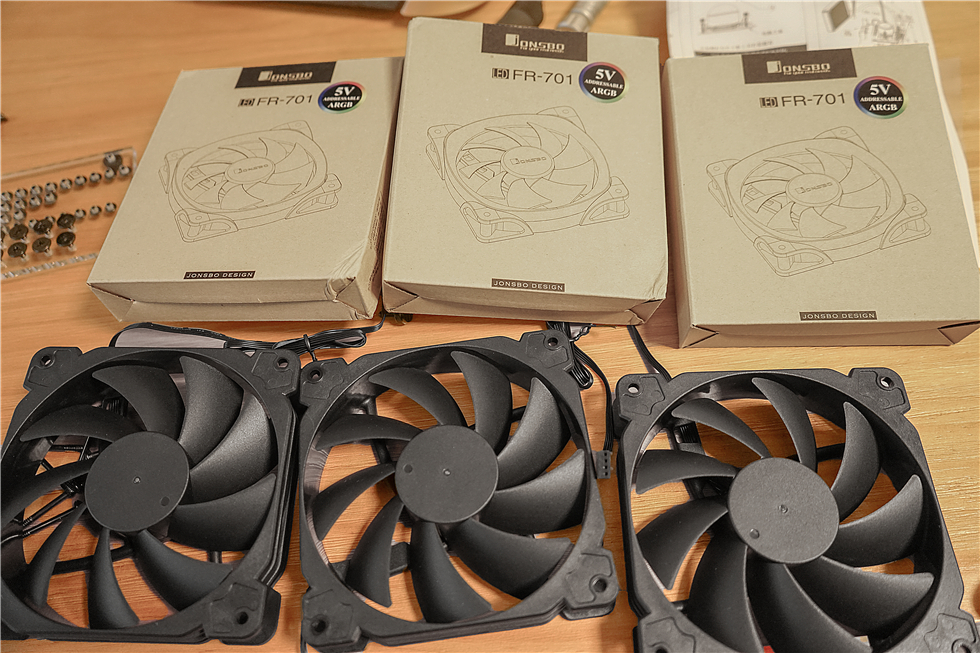 amd3600x和i710400f,amd3600x配微星b450适合什么系统