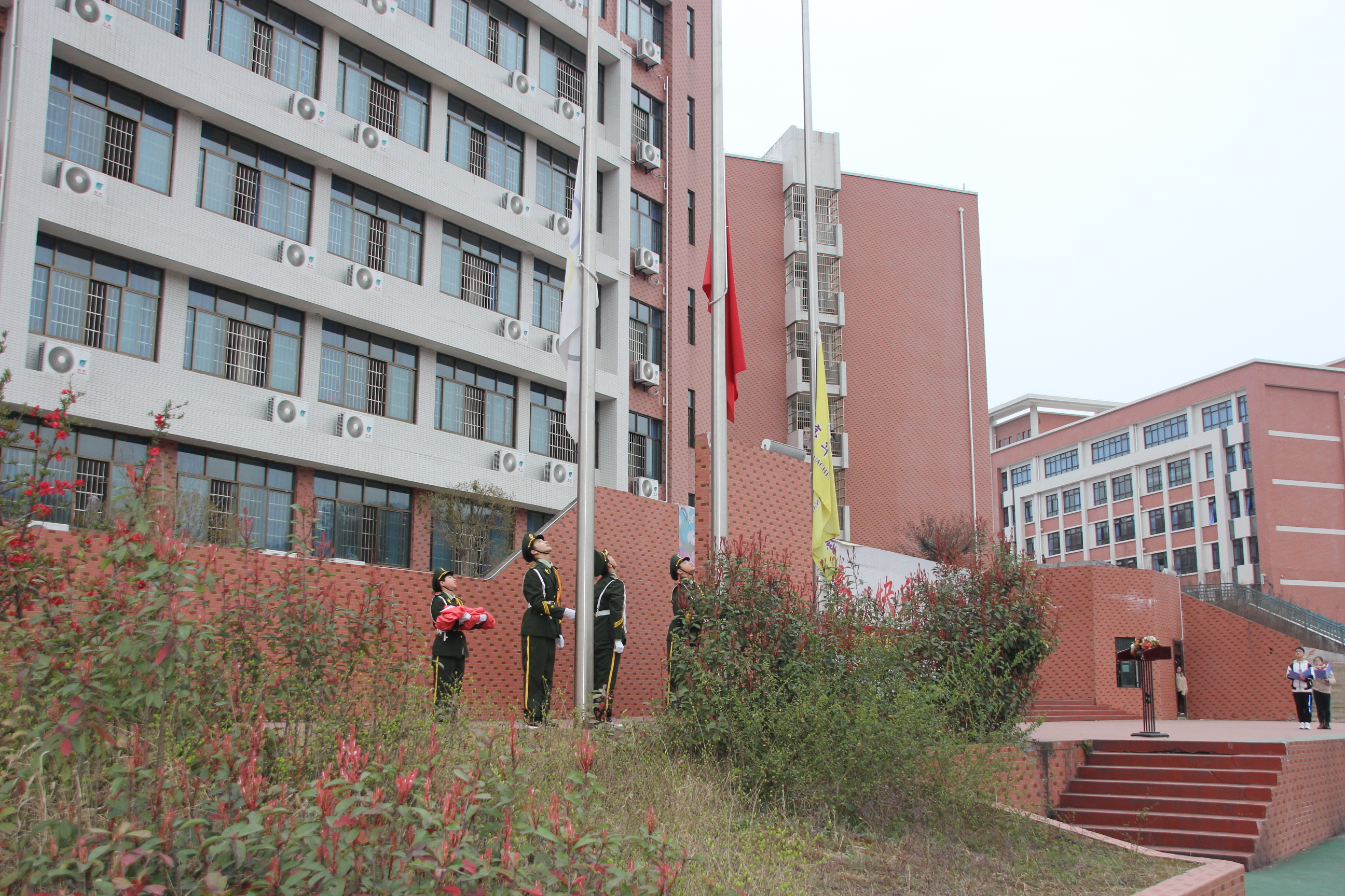 盐亭华宸英才百日誓师大会,盐亭华宸国际学校2020秋季招生