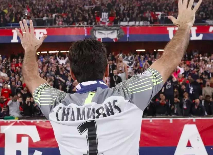 布冯30年职业生涯,布冯传奇回家