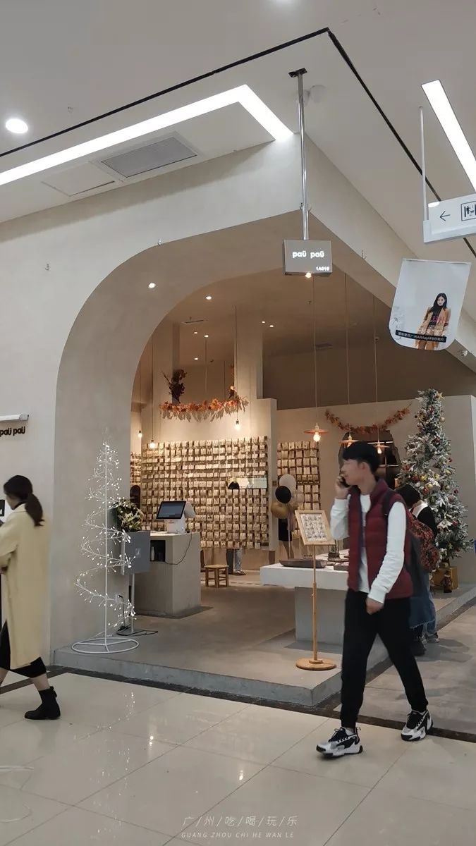 韩国东大门服装批发有几个大楼,广州韩国东大门服装批发拿货