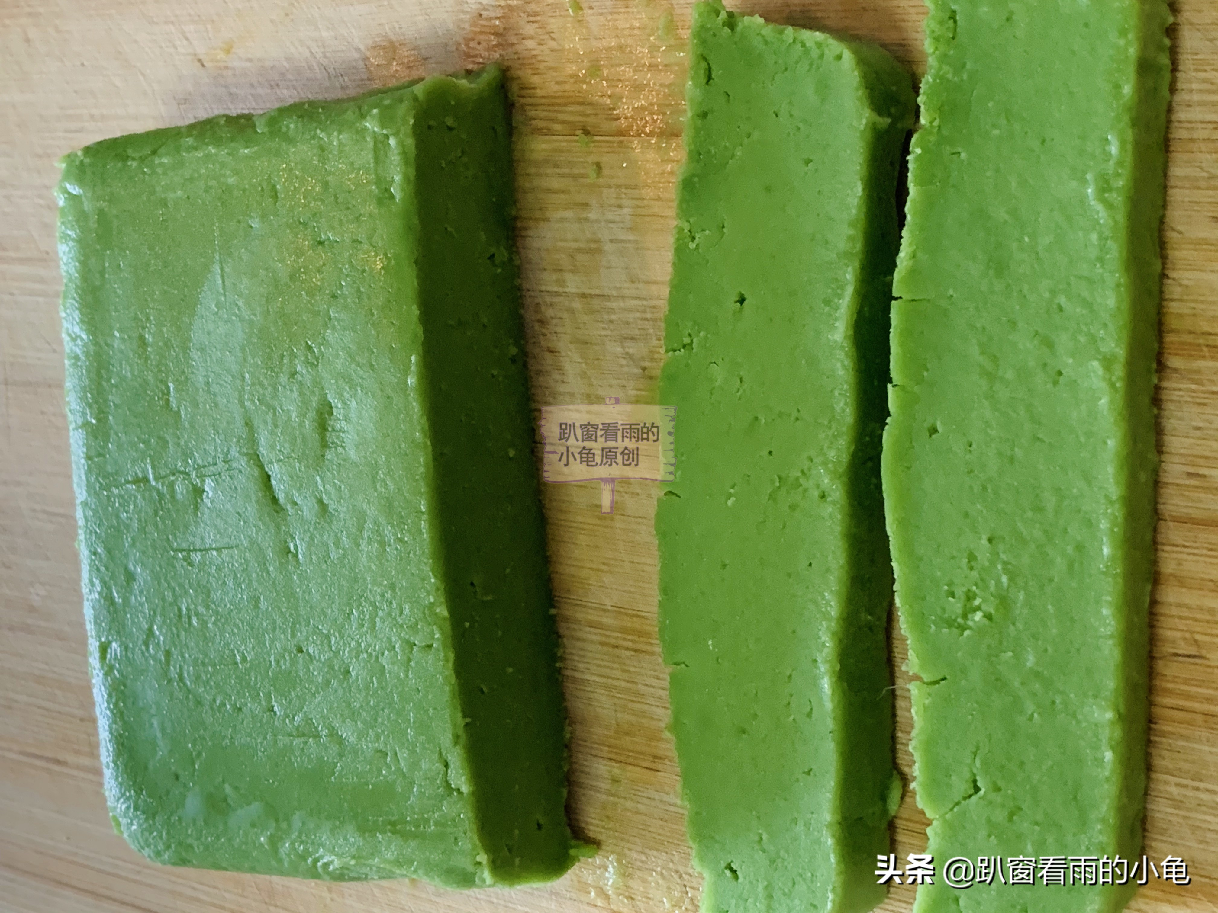 青豌豆怎么做出来好吃,青豌豆怎么做好吃不上火