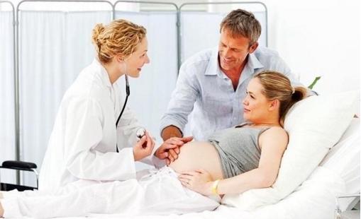 快到预产期的孕妈需要注意什么,快到预产期孕妈和宝宝有什么症状