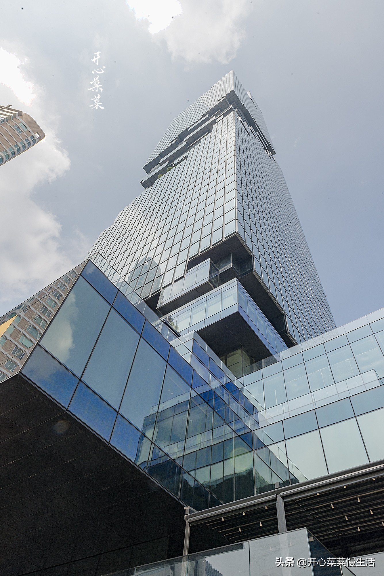 中国微商太豪，万人团队承包下泰国某地所有酒店