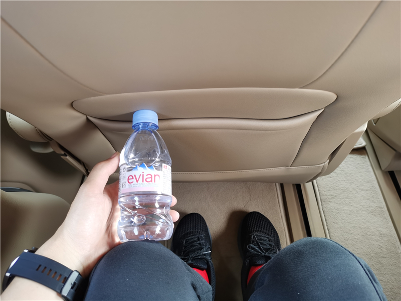 别克gl8和传祺gm8哪个舒服,奔驰v260和别克gl8哪个舒服