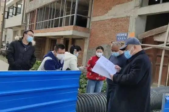 洪湖乡镇有位“泡面”庭长