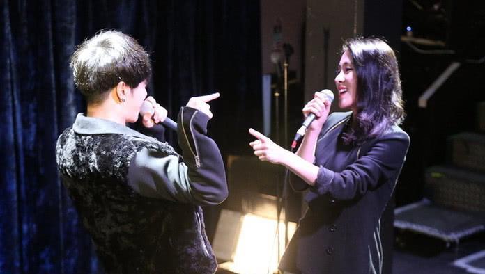 未婚生子十大女星,未婚生子惨遭抛弃的十大女星