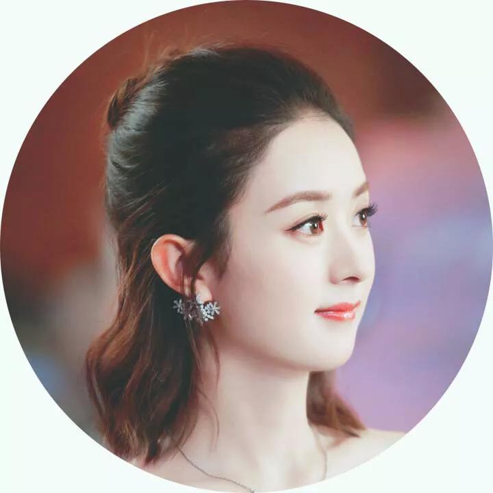 赵丽颖到底谁在捧她,赵丽颖和她你选择谁