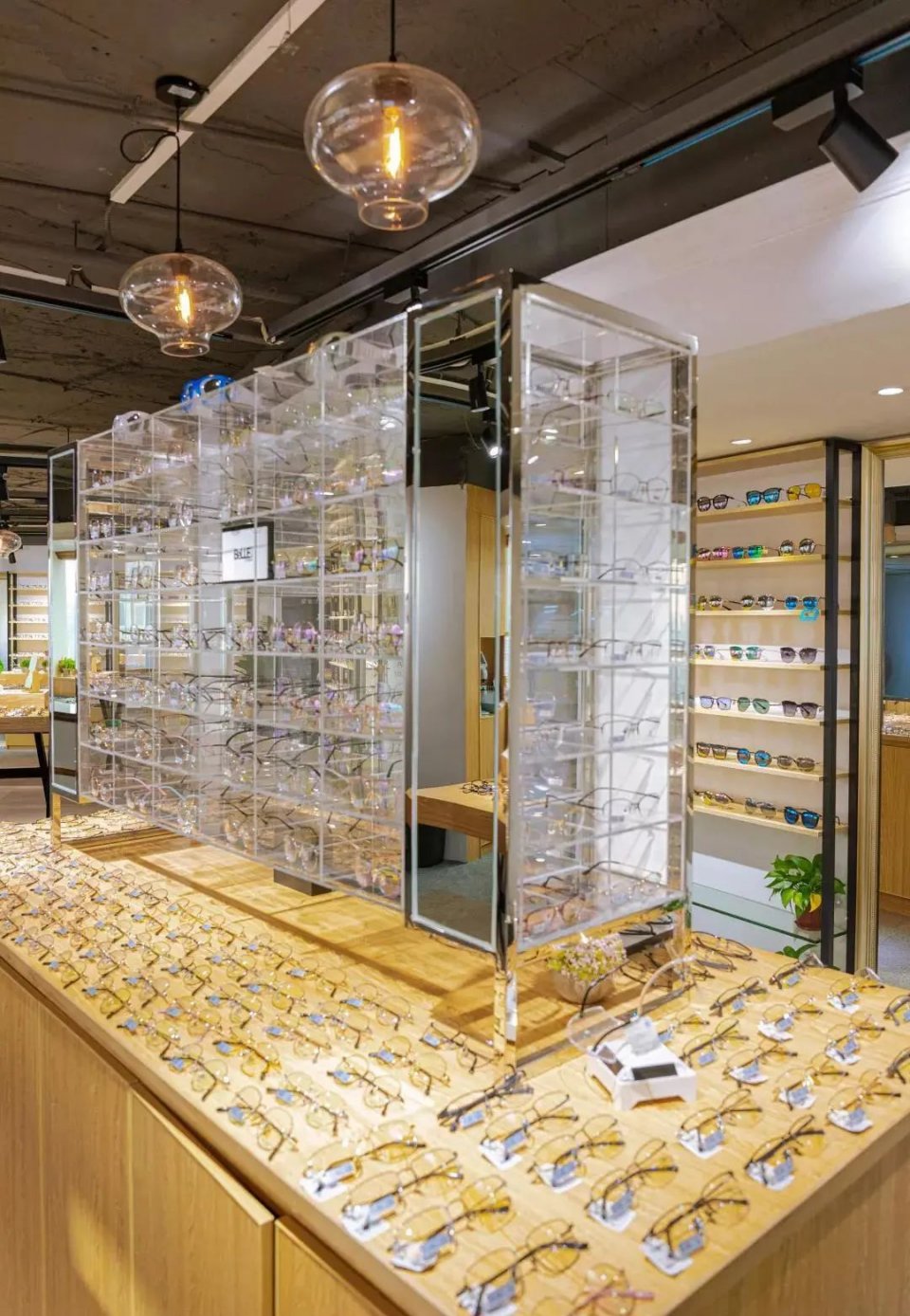 顶不住了！佛山近视的有福啦