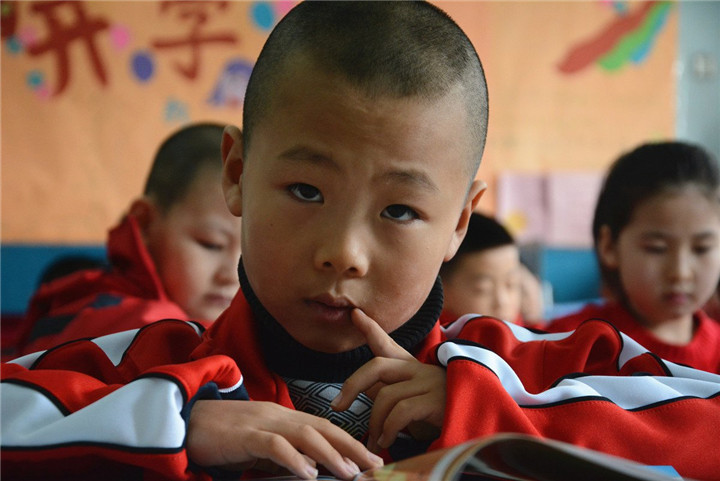 孩子不专心听课、爱走神发呆，家长学会这4点，让孩子主动去学习