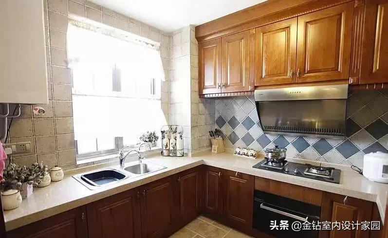 油烟机是顶吸式好还是侧吸式好,村田油烟机顶吸式和侧吸式哪个好