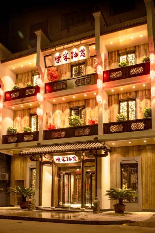 13年老店直播,火了13年的老牌烧烤