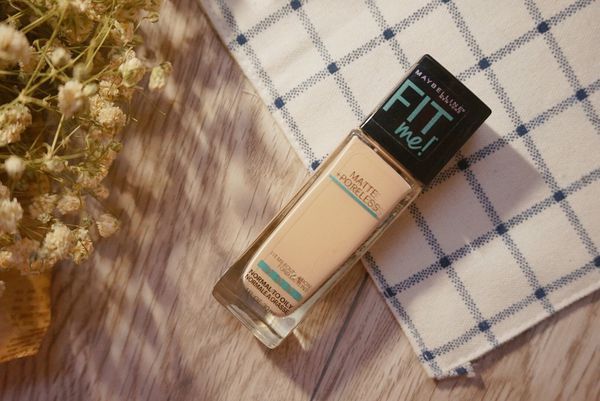 200元以下不暗沉的好用的粉底,超级便宜但好用的粉底液