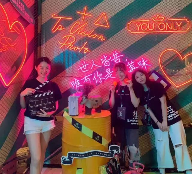 高定奢华婚纱秀,缎面婚纱大秀