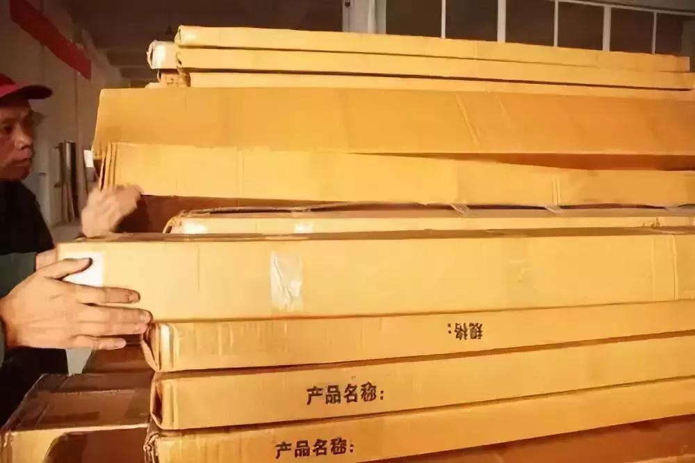 为什么实木门会开裂,橡胶木实木门开裂是质量问题嘛