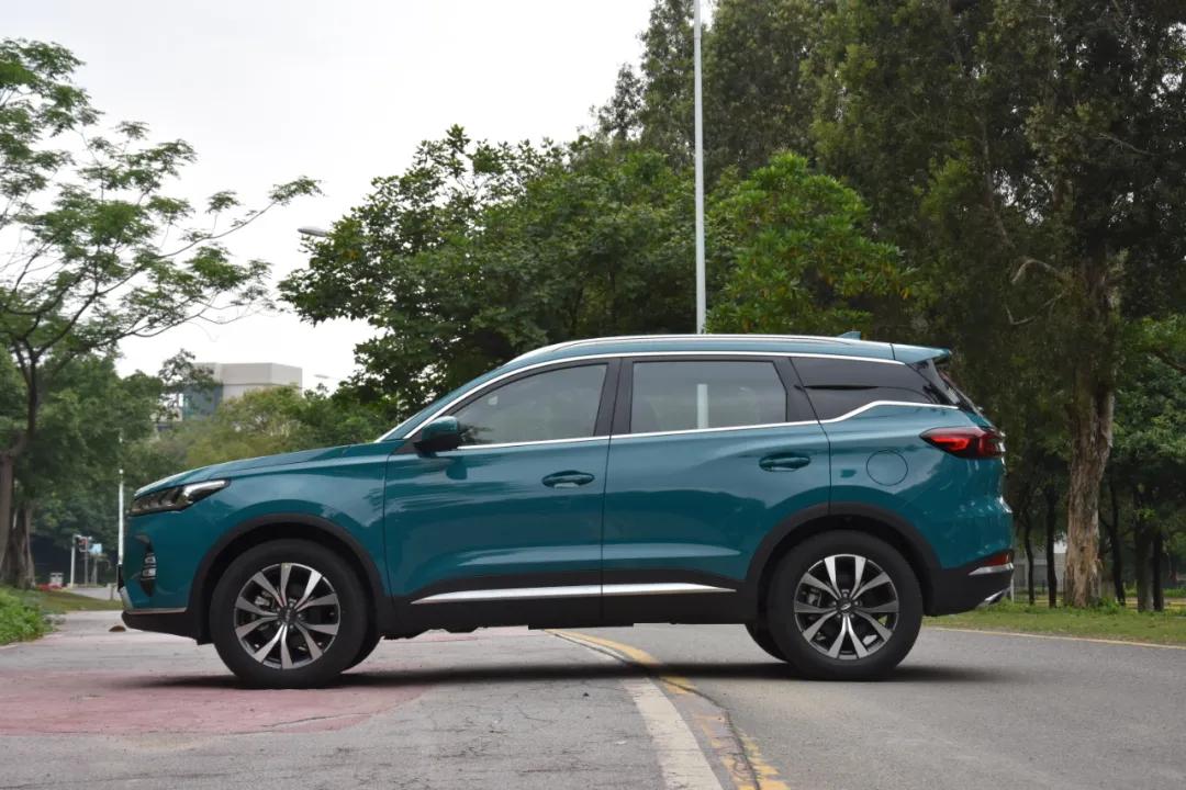 试驾19款奇瑞瑞虎7,奇瑞瑞虎7超能勇士1.6t驾驶感受