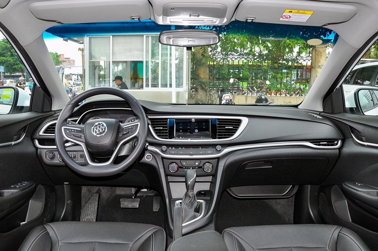 别克英朗与雪佛兰科鲁泽怎么选,别克英朗和雪佛兰科鲁泽怎么选