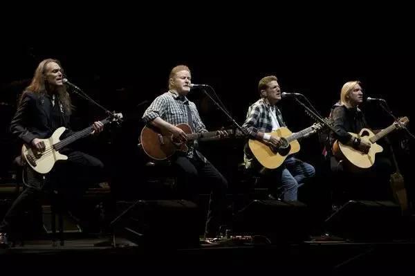 加州旅馆冰封地狱,加州旅馆完整版冰封地狱