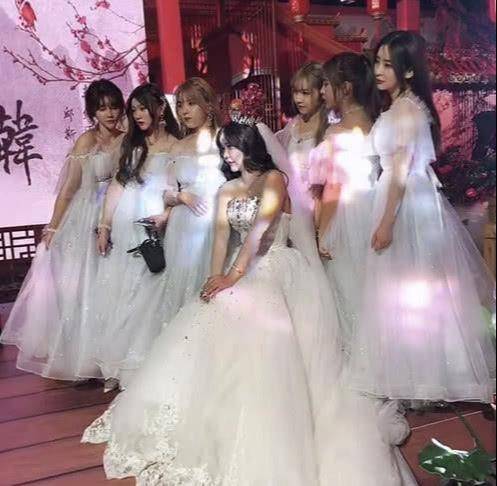 结婚的快手网红,2018快手网红求婚