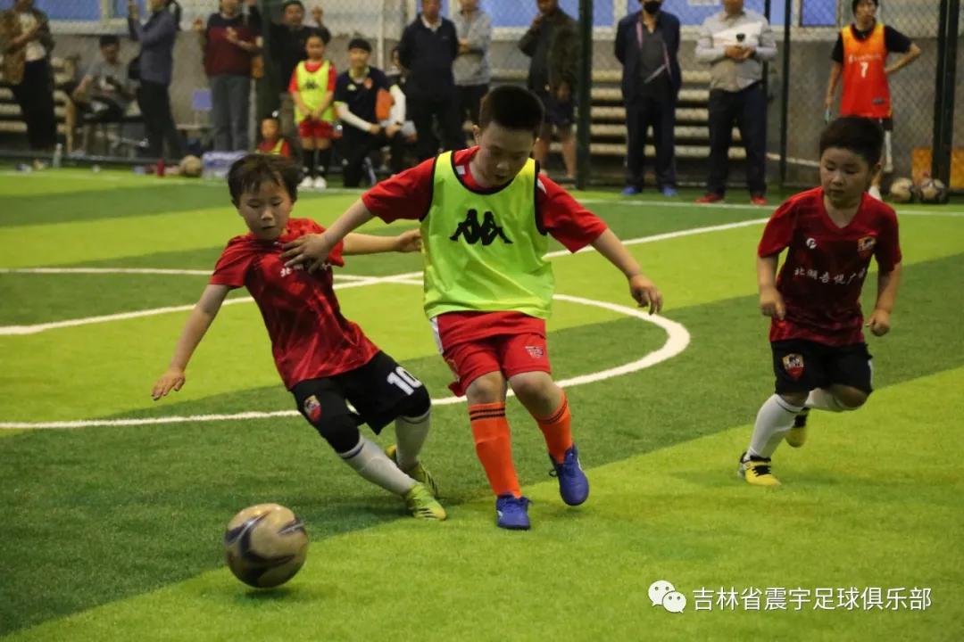 快乐童年,足球相伴!——震宇足球俱乐部“超级比赛日”精彩瞬间