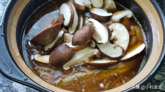 豆腐炖鱼怎么做好吃又简单视频,酸菜豆腐炖鱼汤的做法大全家常