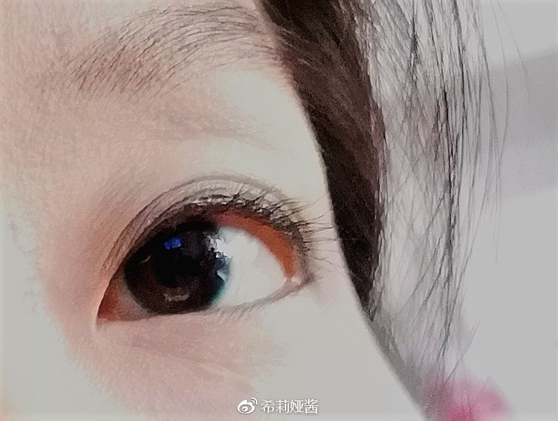 隐形眼镜需要高一点吗,隐形眼镜要硬的好还是软的好