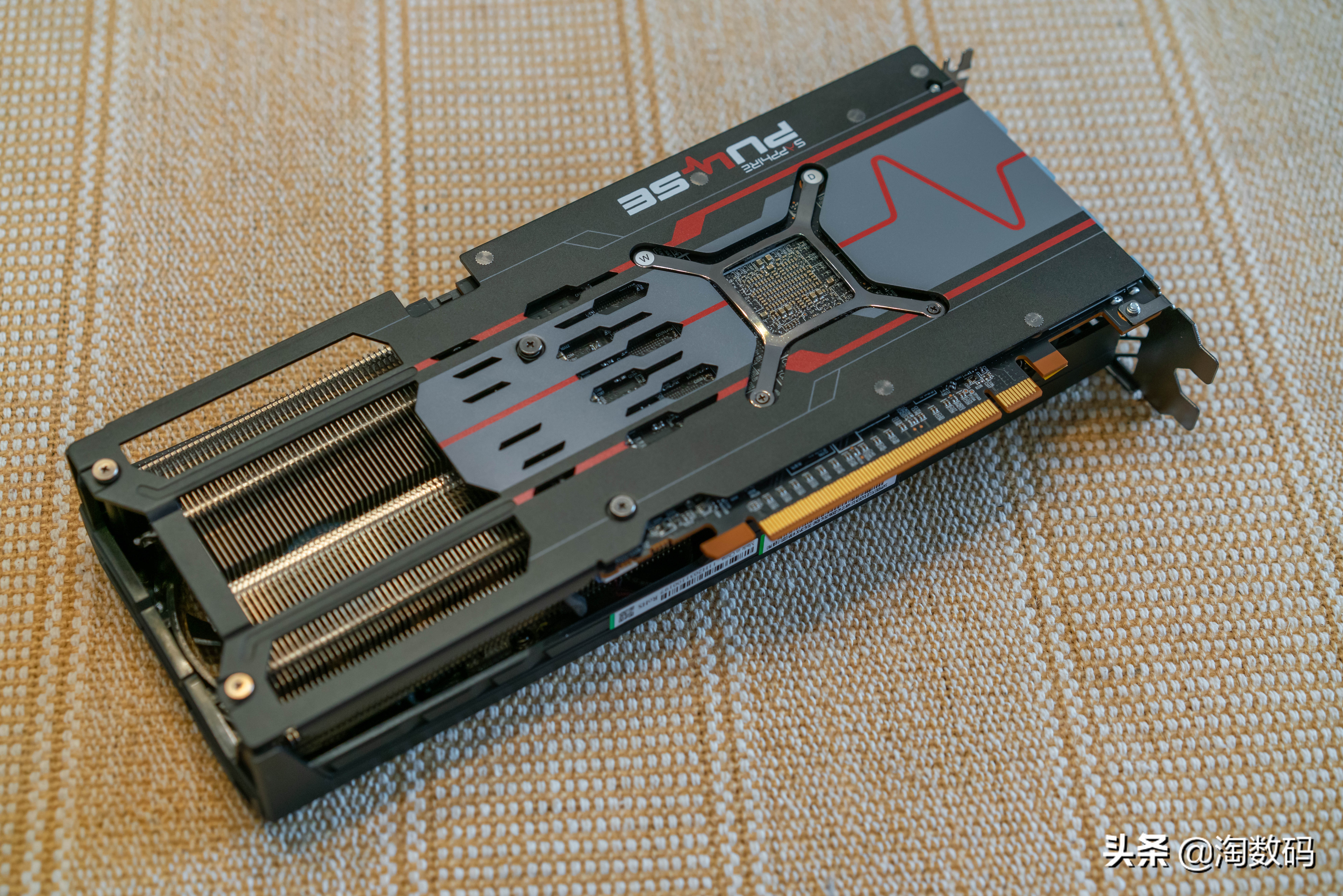 蓝宝石5600xt白金版pro游戏测试,蓝宝石rx5600xt白金版pro显卡