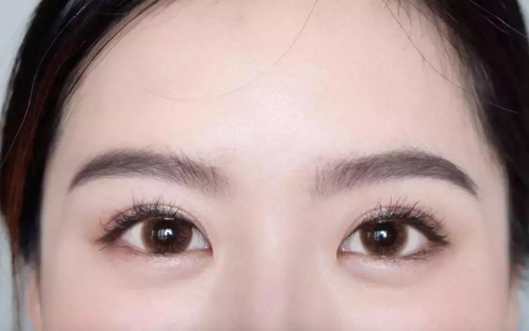 崔雪莉超短发,崔雪莉眉毛