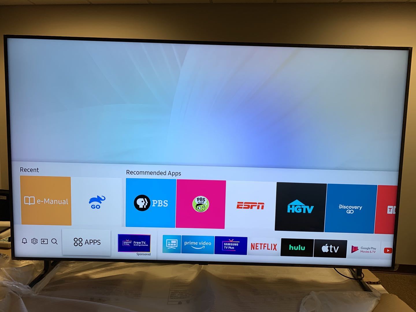 不用机顶盒也能看电视的电视机,电视机装第三方iptv直播软件