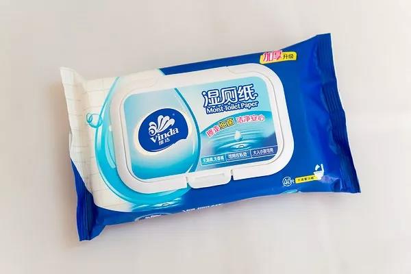 外阴癌的早期信号,23岁女子外阴病变