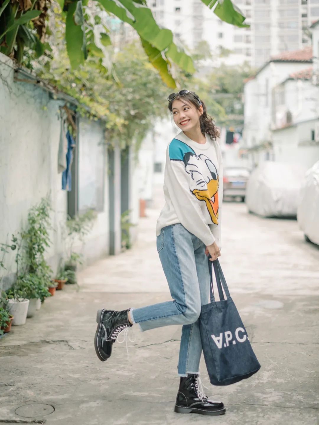 胖mm粗腿马丁靴冬季加绒羊羔绒,今年最火的中筒靴粗腿圆头马丁靴