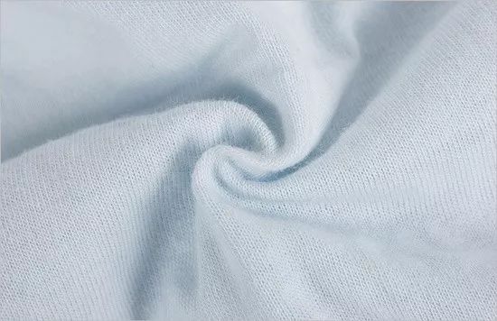 衣服有标签没标明成分,为什么衣服标签上不写材质