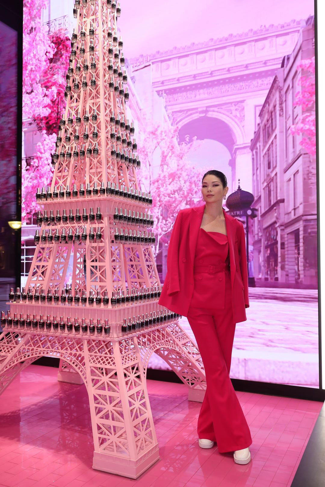 吕燕被说丑,吕燕穿搭