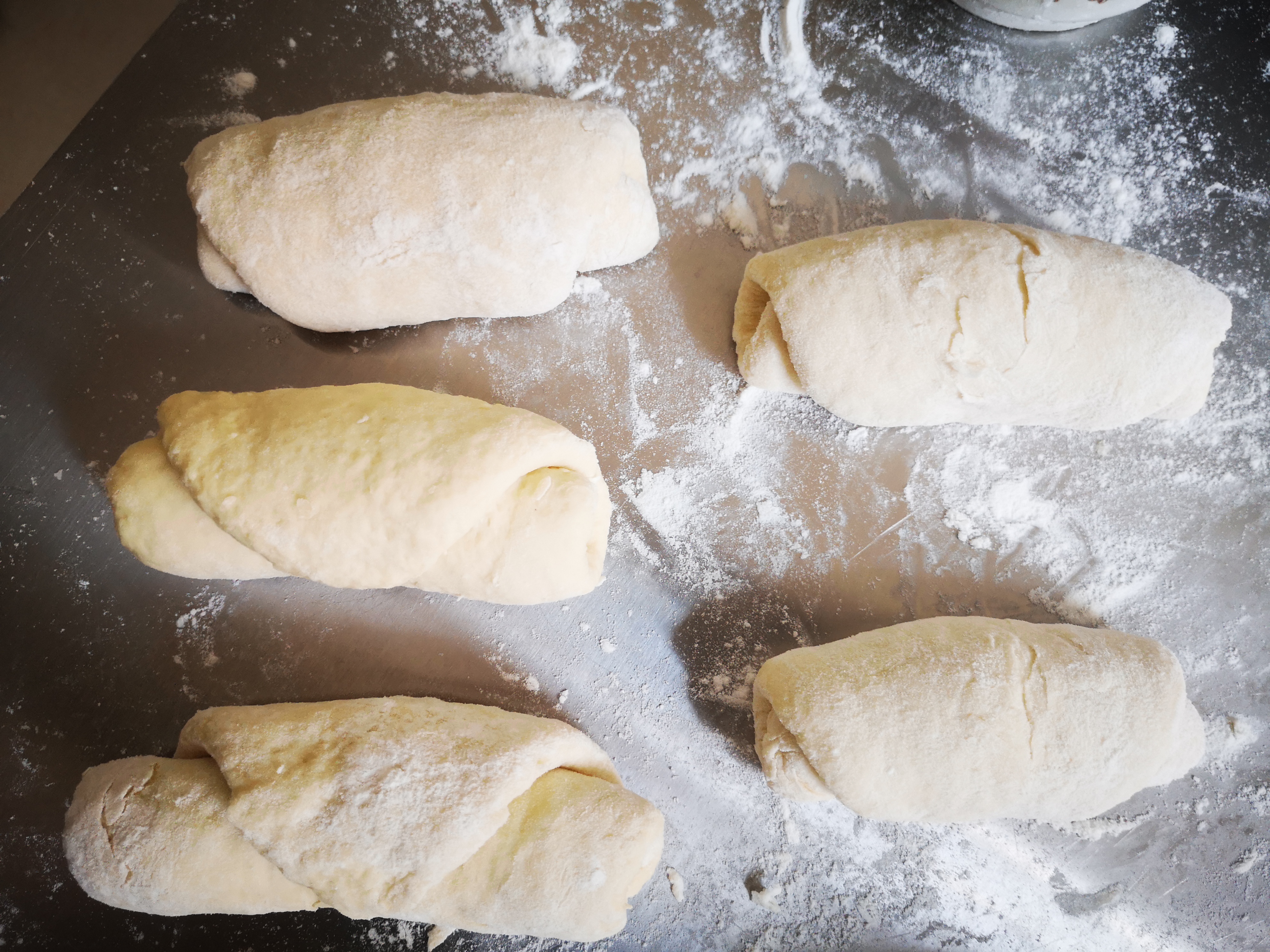 什么高筋面粉最适合做面包,面包只有高筋面粉才能做出来吗