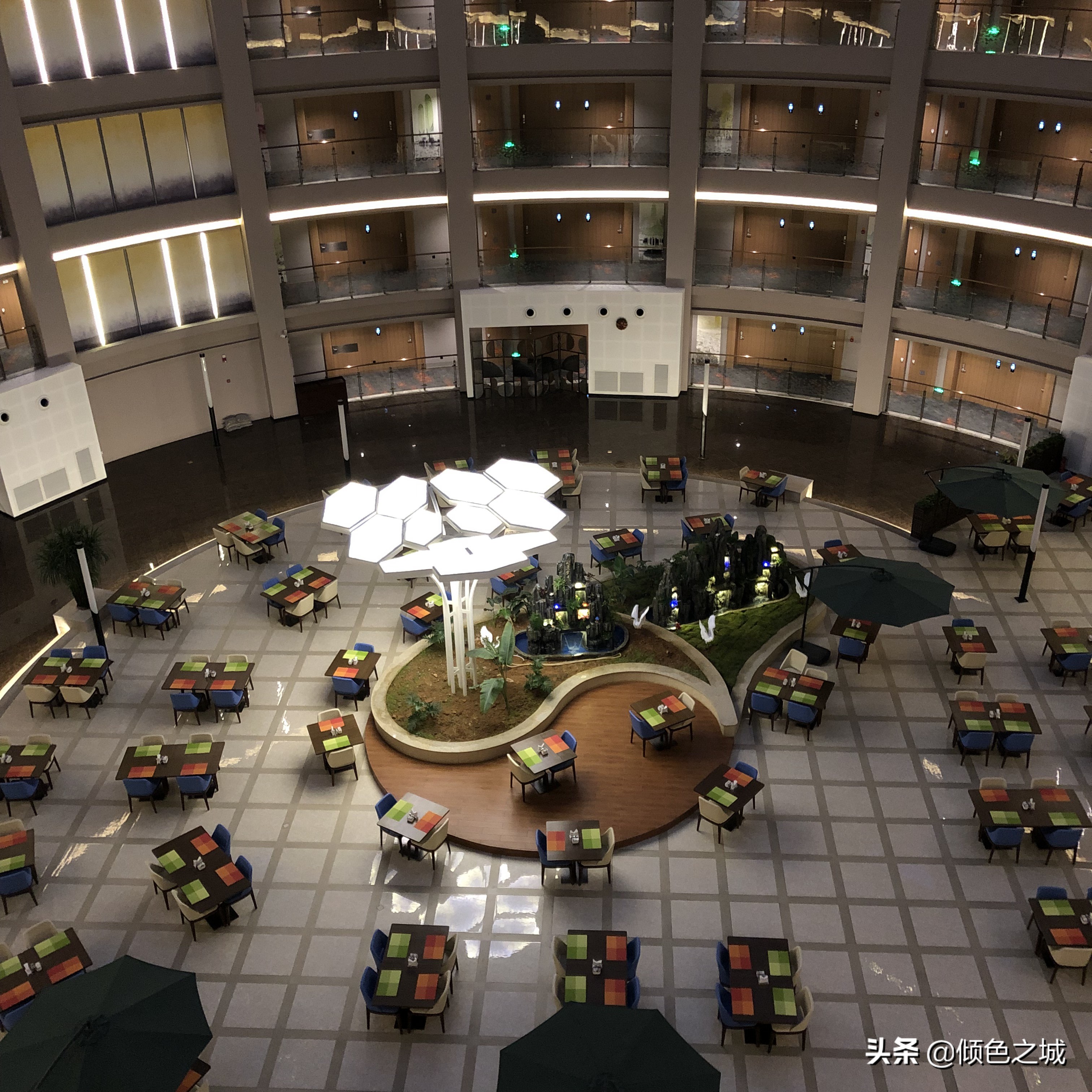 入住厦门宾馆,厦门希尔顿欢朋酒店房间